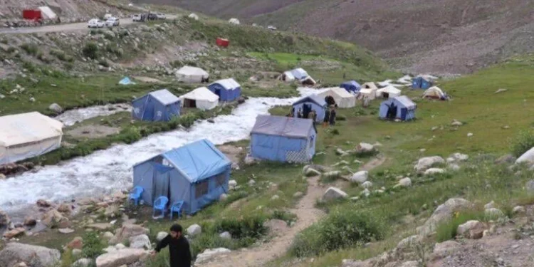 70 سائحًا روسيًا في بنجشير... الطبيعة الأفغانية تجذب الزوار الأجانب