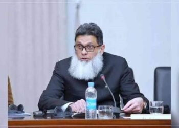 الخارجية الأفغانية تستدعي القائم بالأعمال الباكستاني احتجاجًا على الغارات الجوية