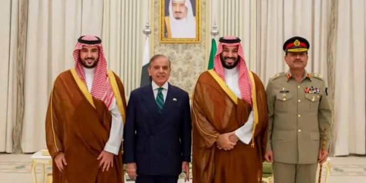 باكستان واختبار الدفاع عن السعودية.. حسابات التحالف ومخاطر الانخراط