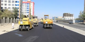 ربع مليون كيلومتر من الطرق.. لماذا لا يزال 92% من شبكة أفغانستان بلا تعبيد؟