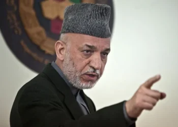 كرزاي يدين القصف الباكستاني ويدعو إلى احترام سيادة أفغانستان