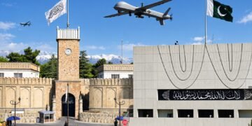 المسيّرات تعقّد المواجهة بين كابل وإسلام آباد.. مخاوف من اتساع قدرات الجماعات المسلحة