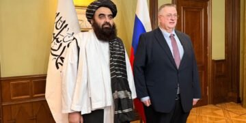 متقي يبحث في موسكو تحويل التقارب الأفغاني الروسي إلى شراكة اقتصادية
