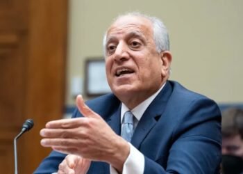 خليلزاد يحذر من انفجار الاضطرابات في باكستان على خلفية أزمة خيبر بختونخوا