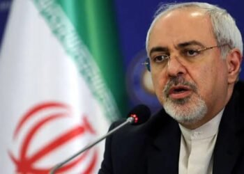 ظريف: طهران تختار ممثلي الحرس الثوري سفراء في كابل