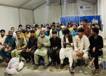 الإفراج عن 3698 أفغانياً في باكستان.. ومساعٍ لإطلاق سراح الباقين