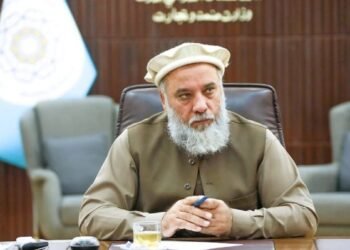 عزيزي يطالب واشنطن بالإفراج عن الأصول الأفغانية لإنعاش الاقتصاد