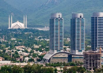 باكستان تقود منصة المقترضين.. صوت للدول المثقلة بالديون واختبار لإسلام آباد